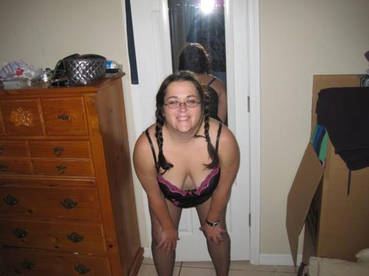 Chubby Slut wife posing