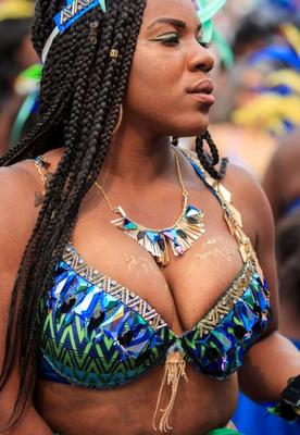 Bellezas BBW de ébano 118 (Mujeres negras en Caribana)