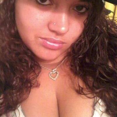 Bbw latina cleavage