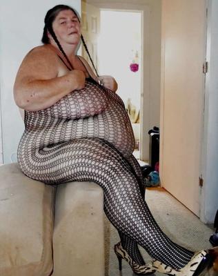 GROS TRAMPS et MAMANS PLUMPER