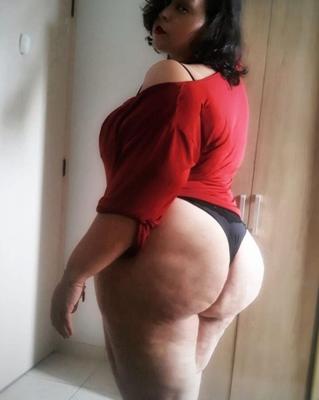 Latina big ass whatsapp cum target