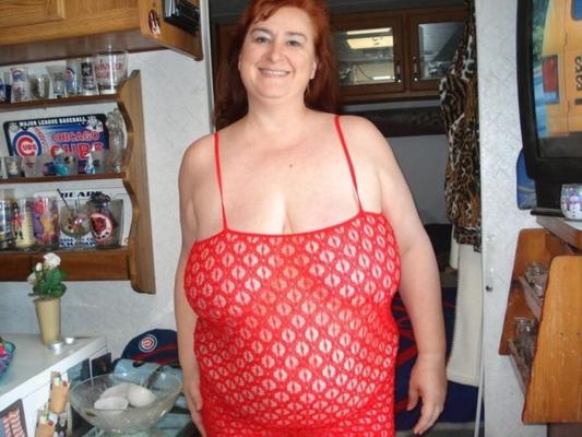 Linda pelirroja bbw con tetas increíbles