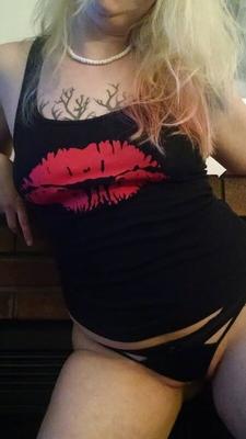 Chubby Goth Slut