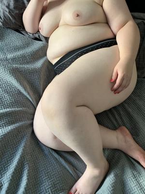 Ma BBW n'est pas satisfaite, la satisferiez-vous ?