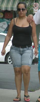 Super Chubby Latina FAT LEGS Big Hips and TIGHT JEANS