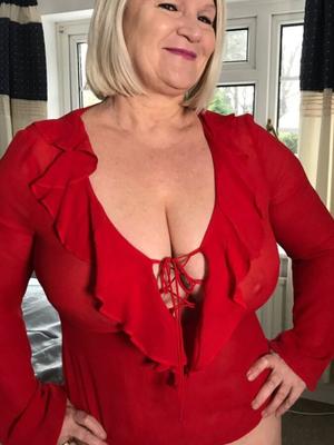 Lacey Starr, star du porno mature britannique