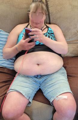 Fat whore Belly Betty reposted!