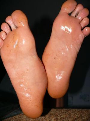 Oiled flat soles