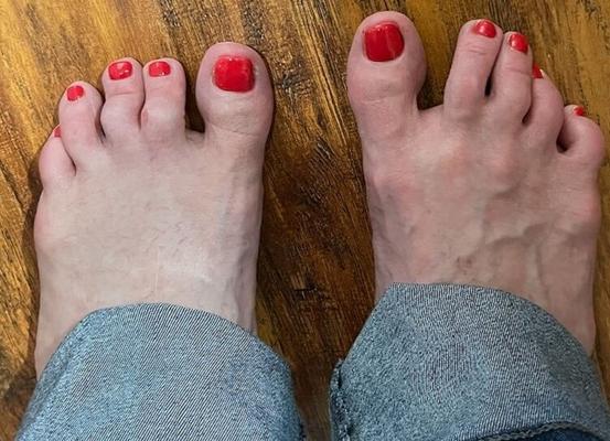 Bbw feet and toes