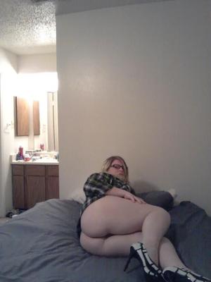 Chubby Slut Amanda