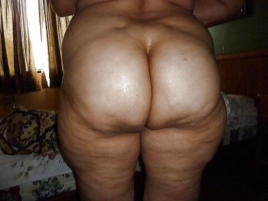 Latina BBW Oma