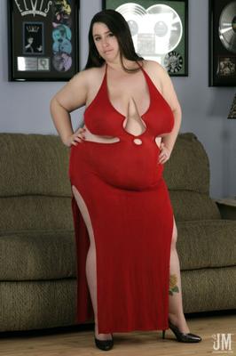 Giada (BBW Hi-Res - Stretch Mark Series)