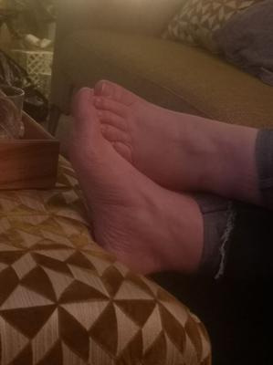 Candid shots bbw neighbour mostly feet