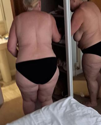 My BBW wife caught unaware