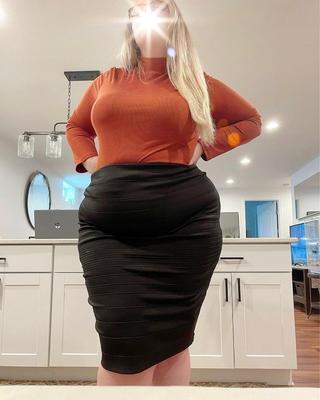 Squishy Sophie Blonde Sexy BBW Heiße gemischte Fotos