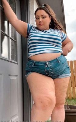 RIESIGE BBW - Chubbychiquita