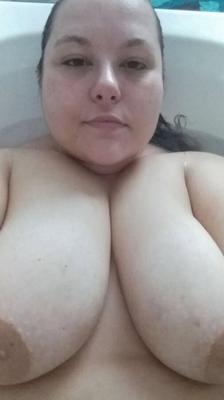 Fat Slut Meli Shows Her Tits And Cunt