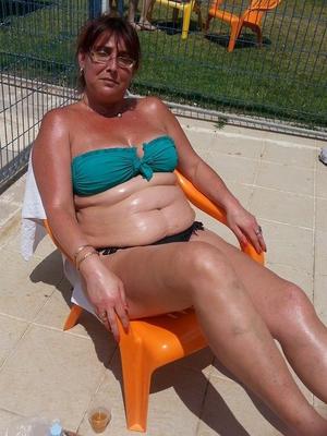 BBW mature sexy avec des lunettes N/N