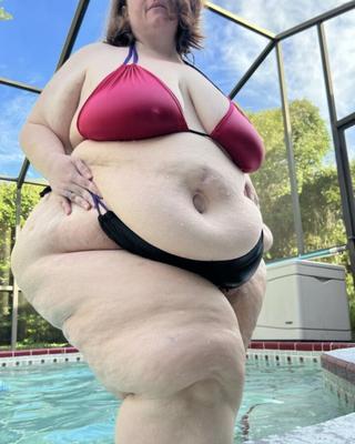 Serious Fat Fetish : BBW  - The Book of Hanging Bellies II