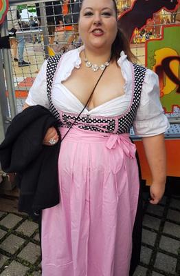 Fette Dirndl Sau Meli Aus Straubing