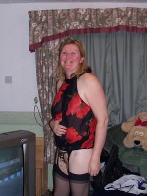 Nice blonde mature chubbster I would love to do