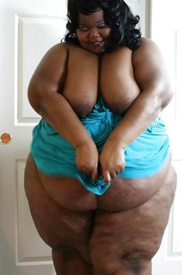 Ebony SSBBW Thunda