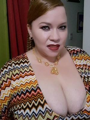 Latina Birnen - Patricia MILF