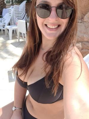 Cute Curvy Gf Loving Sun