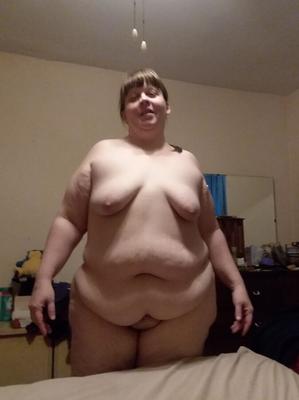 BBW Femme Nue Pour Votre Amusement