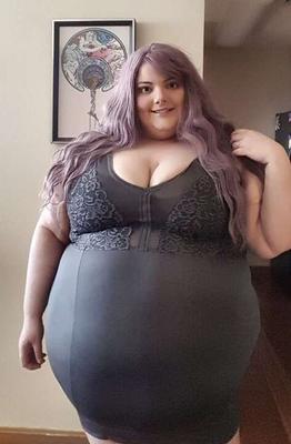 美しい SSBBW ルナ