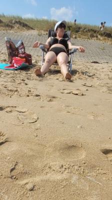 Grosse BBW MILF en bikini plage voyeur