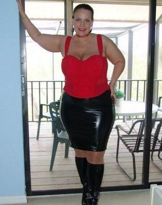 Sexy Plus Size Lady's in Latex