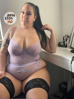 ÉPAISSE ÉNORME BBW -