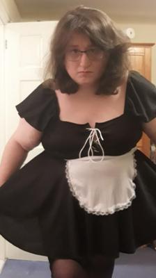 Emily, die freche Tranny Maid