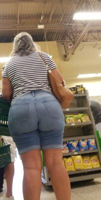 Bunda Grande Maduro Candids