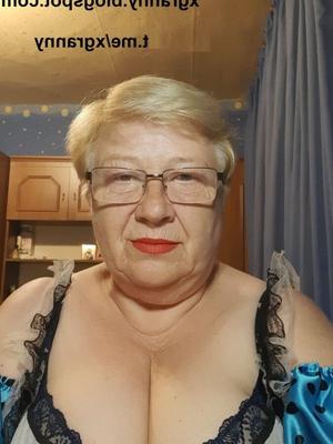 Ukr grasa sexy abuela Lena