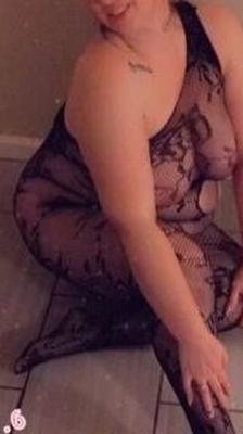 St Louis CHARITY chubby dark hair slut Just Right Porky Cutie