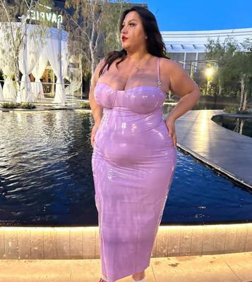 Modelo plussize israelense quente MILLY