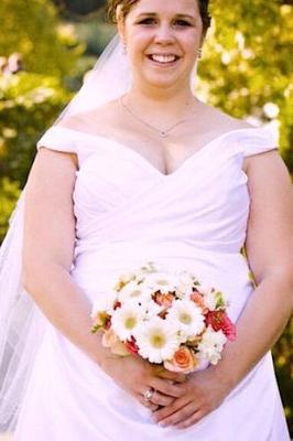 Vous en cherchez plus - BBW Busty Bride