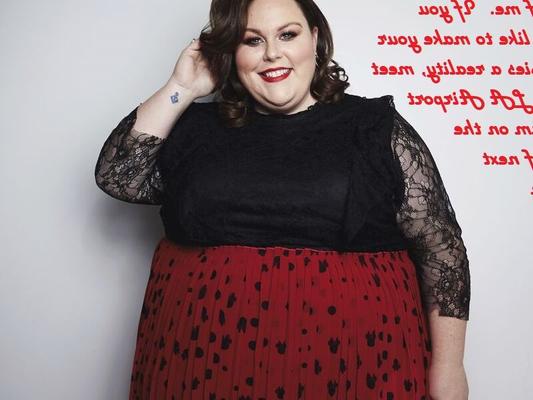 BBW Chrissy Metz descobre seus limites femininos dela