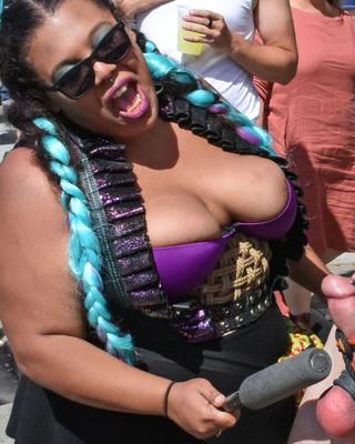 Ebony BBW Beauties  (Black Girls on Streets)