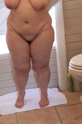 Espion BBW femme ce matin dans la salle de bain