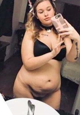 Puta gordita de Columbus: vientre LINDO antes de BBW, muslos gruesos