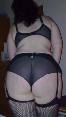 Follando a mi sexy esposa bbw... puedes ir a continuación...