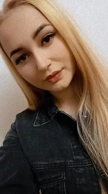 Aleksandra S. nackter russischer BBW-Teenager