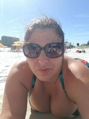 Thick Busty Sex Starved Wife in Bikini for Rating and Thoughts.