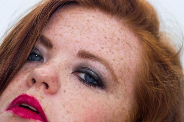 Sexy chubby women  (Freckled Redhead BBW)