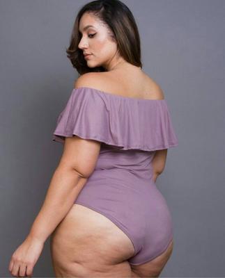 BBW Erica Lauren - Does my Ass look Huge in this?