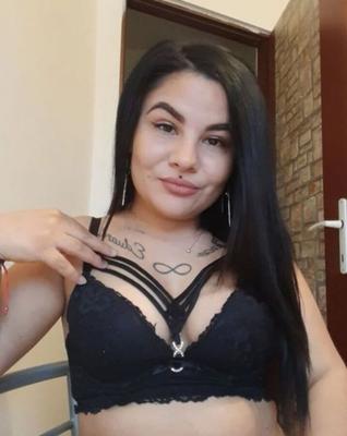 Madalina a Romanian BBW