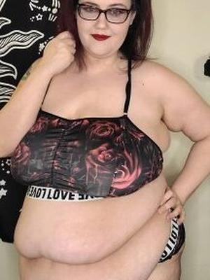 BBW con tetas caídas